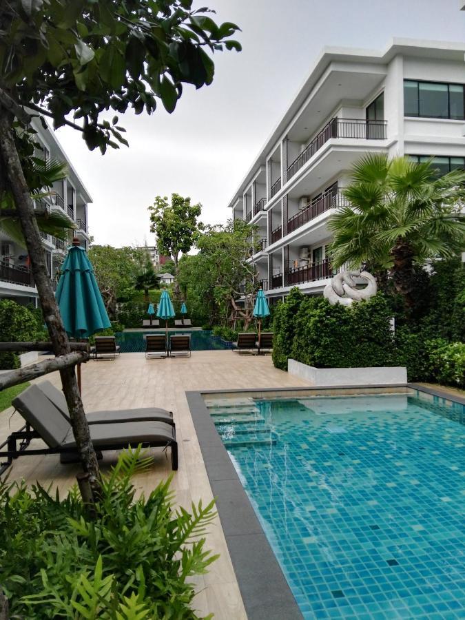 The Title Rawai West Wing Appartement *